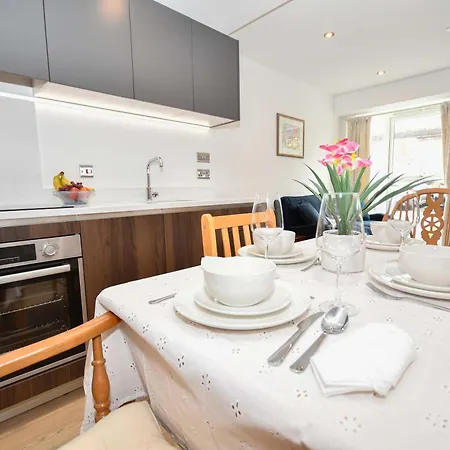 Modern 1 Bed In - Sleeps 3 Apartment Leeds (West Yorkshire)