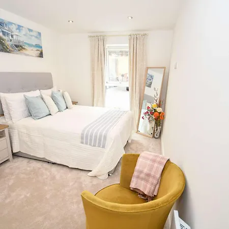 Modern 1 Bed In - Sleeps 3 Leeds (West Yorkshire)